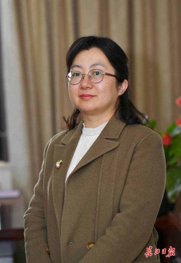 李丹:把工作当成学问 - 武汉市人民政府门户网站